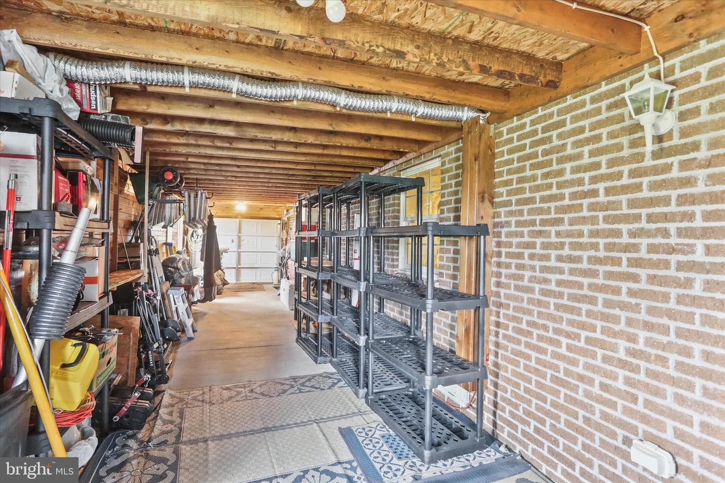 2440 Belair Drive photo 35