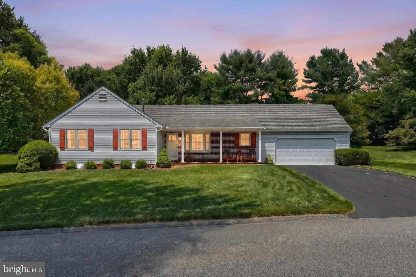 6 S Shaffer Drive, New Freedom