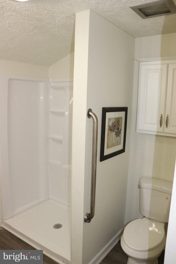 529 Main Street photo 10