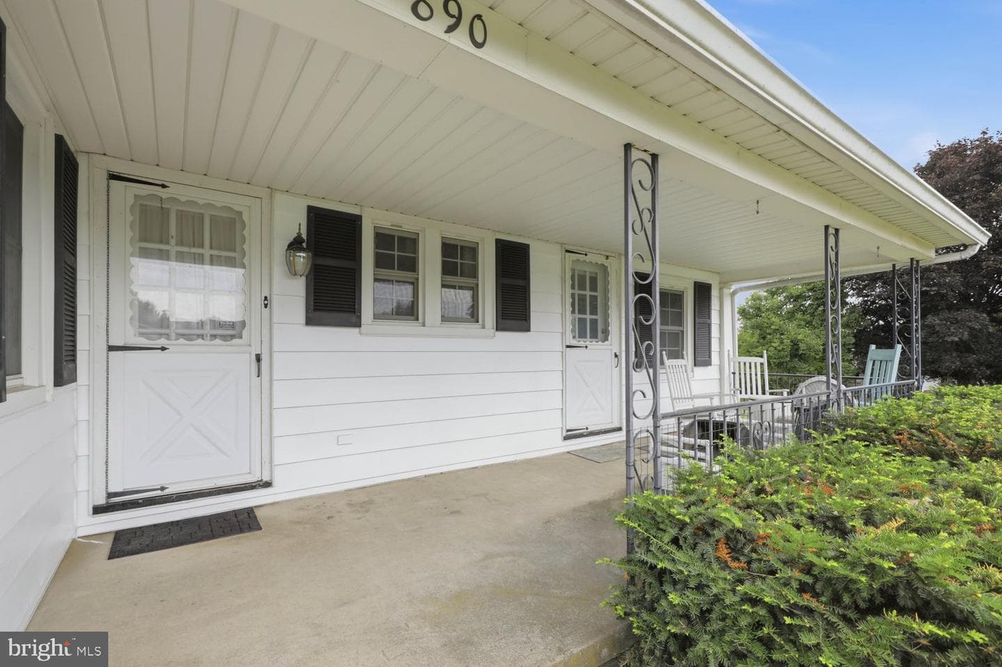 890 Melrose Lane photo 8