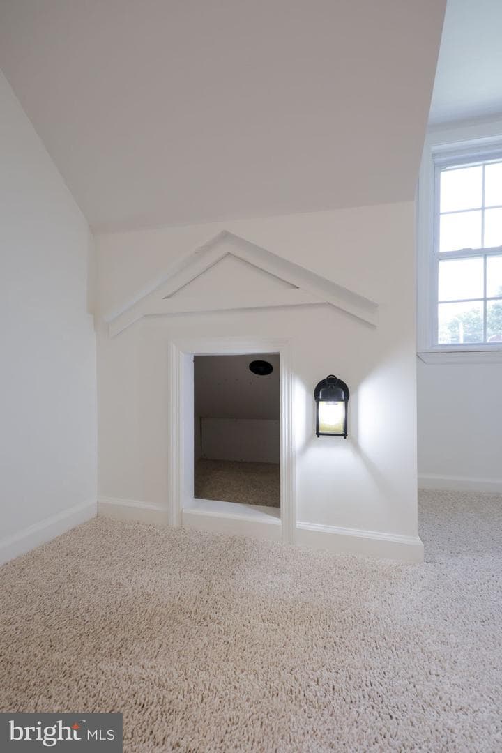 5390 Nursery Road photo 22