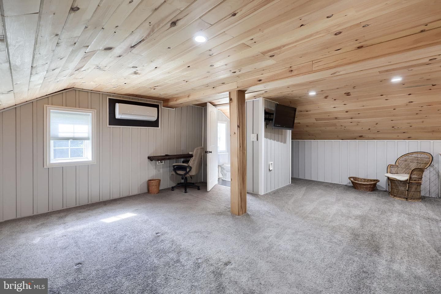 5390 Nursery Road photo 46