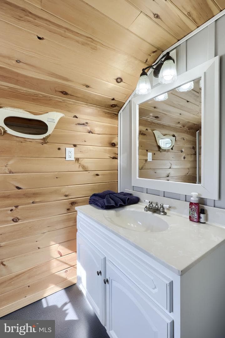 5390 Nursery Road photo 48