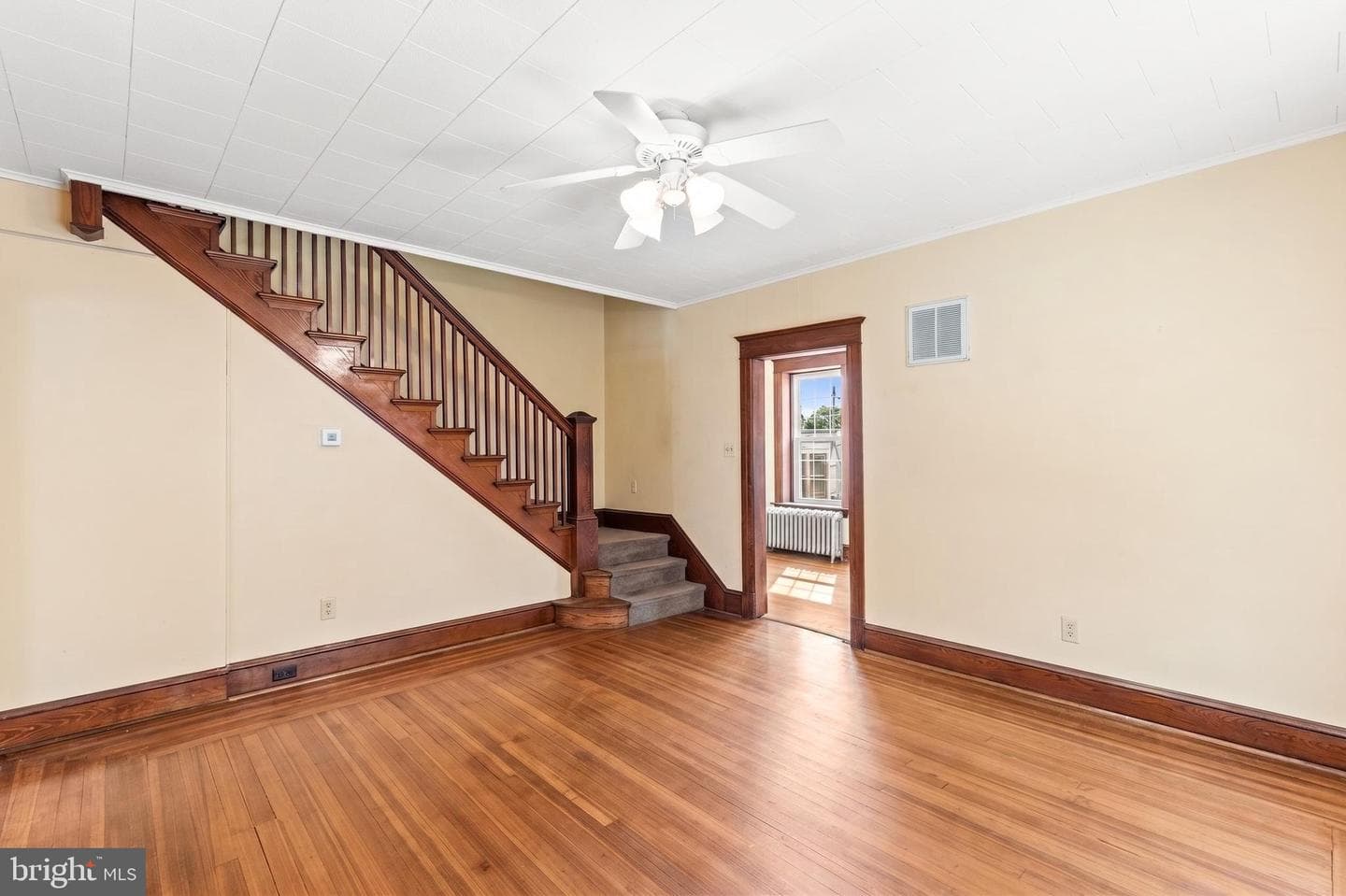 228 Baltimore St photo 15