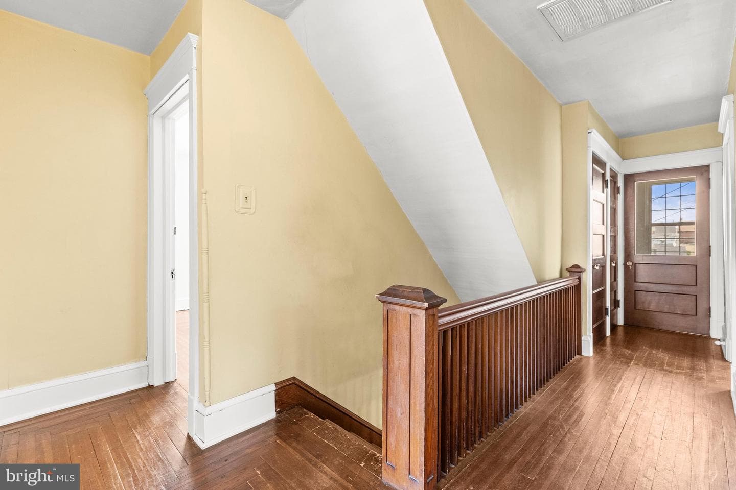 228 Baltimore St photo 37
