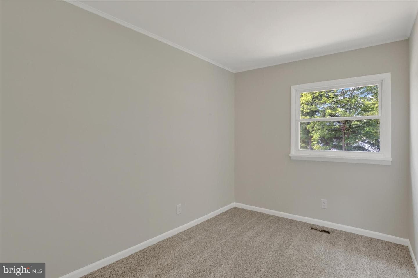85 Vista Circle photo 14