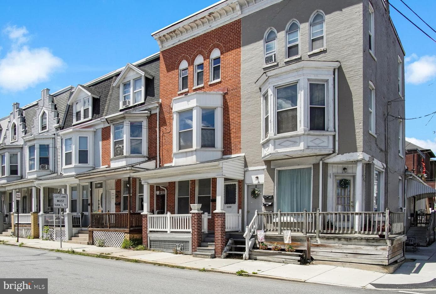 1122 N George Street photo 7