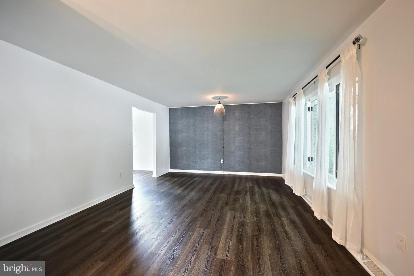 2832 Glen Hollow Drive photo 17