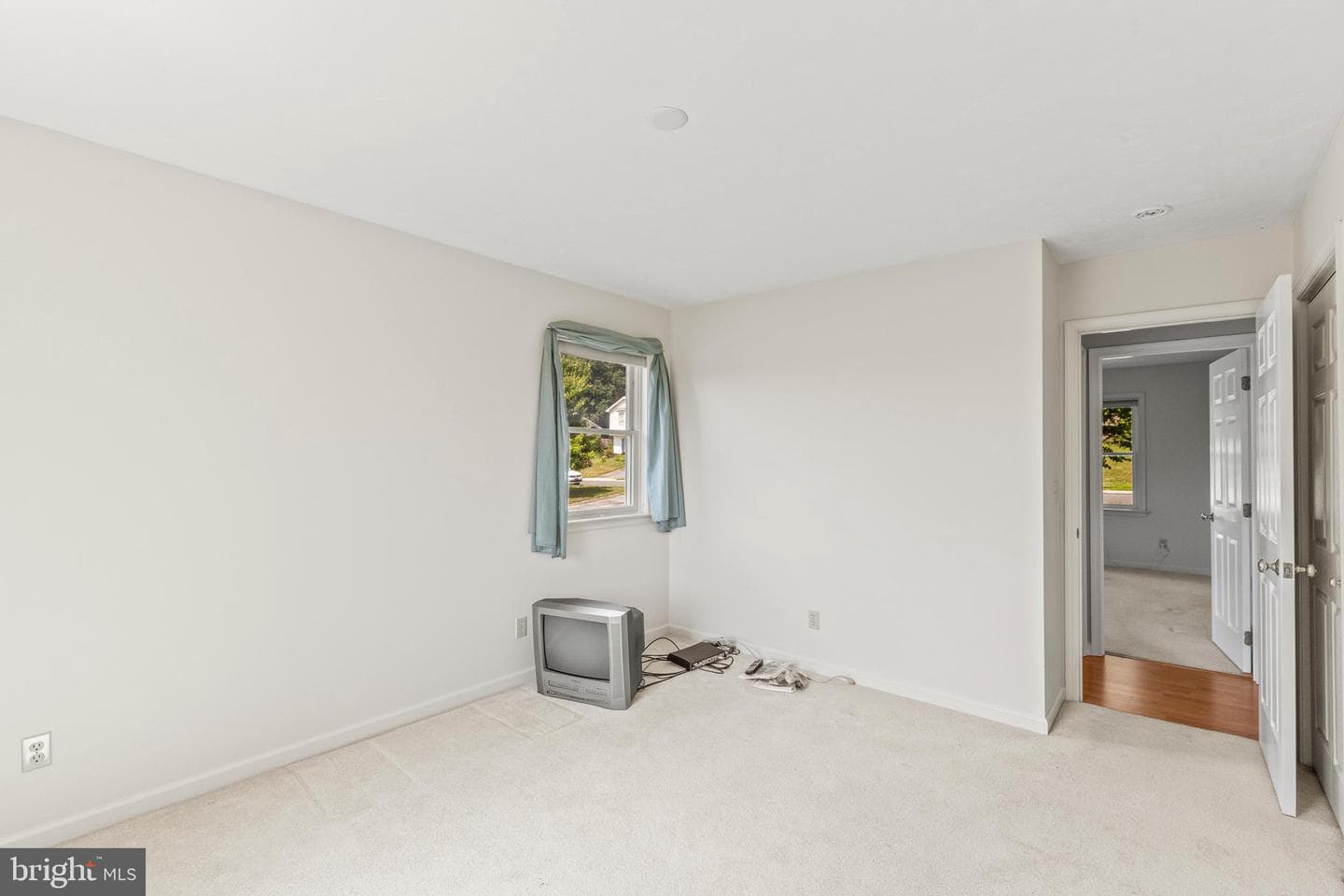 151 Overview Circle E photo 32
