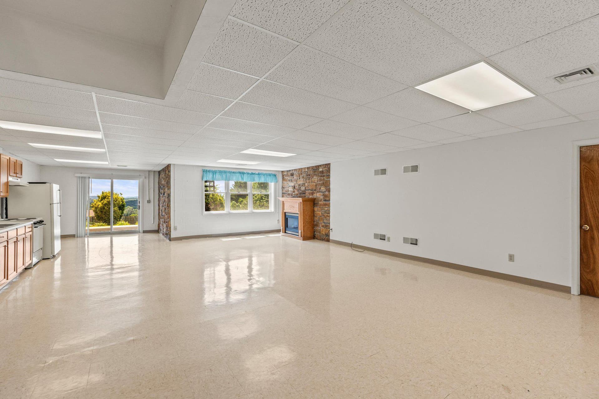 151 Overview Circle E photo 36