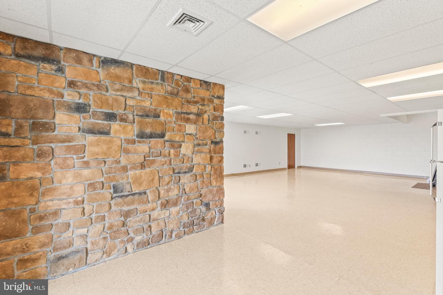 151 Overview Circle E photo 40