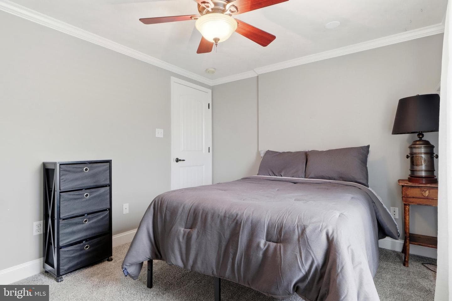 690 Academy Road photo 38