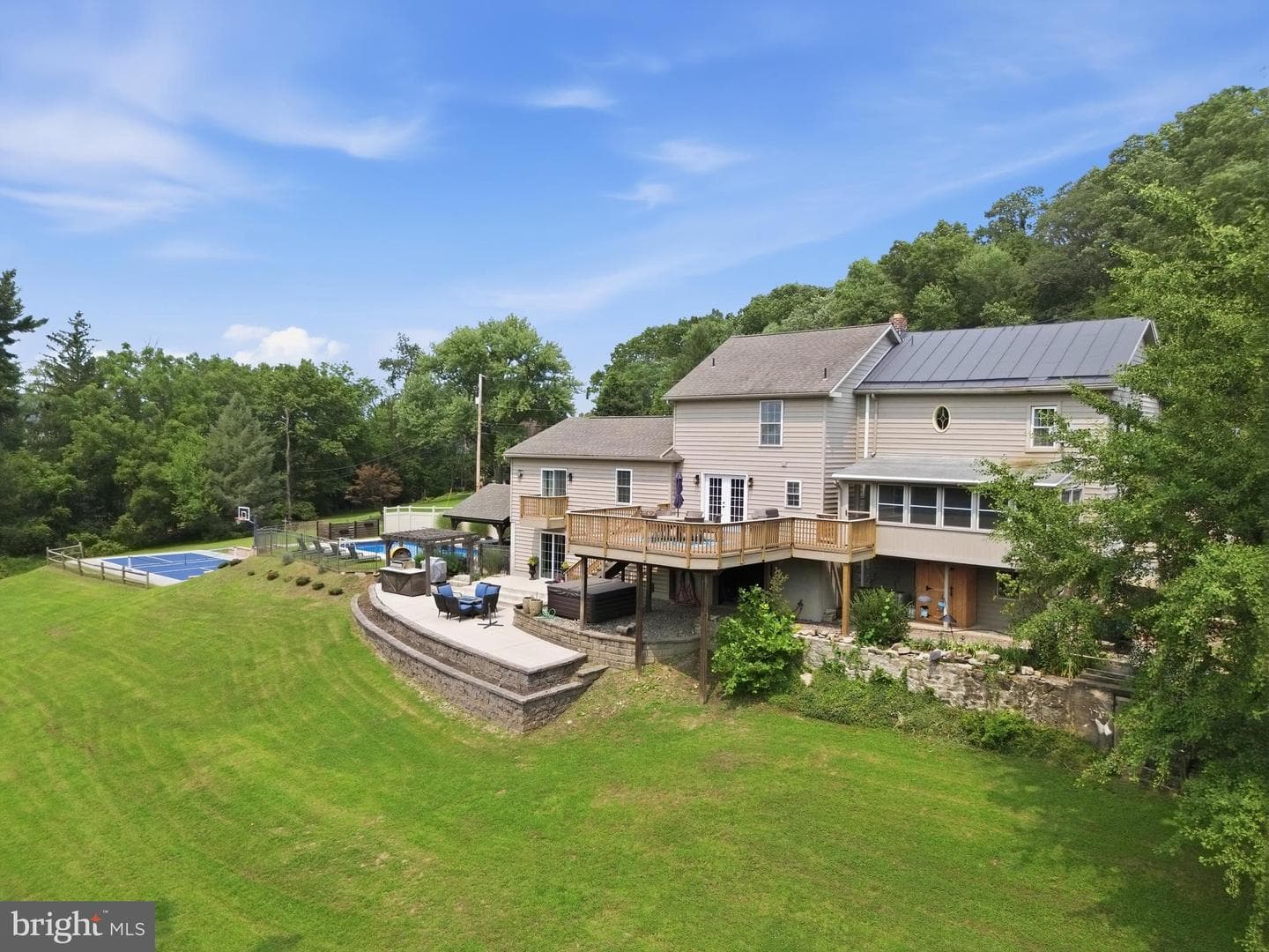 690 Academy Road photo 90