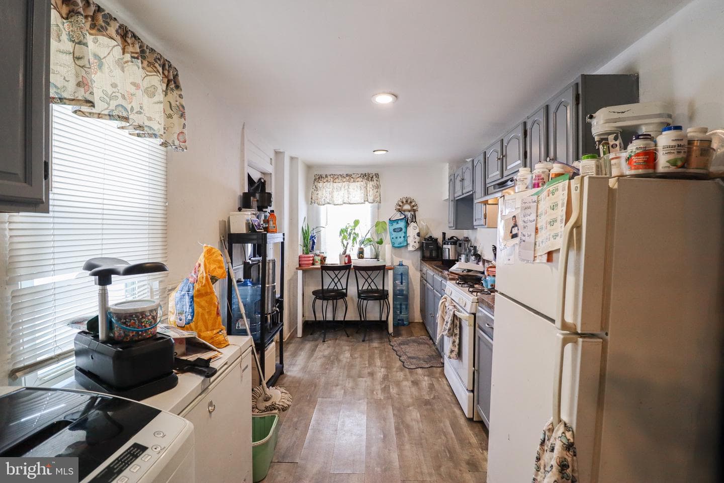 1058 E Market St photo 6