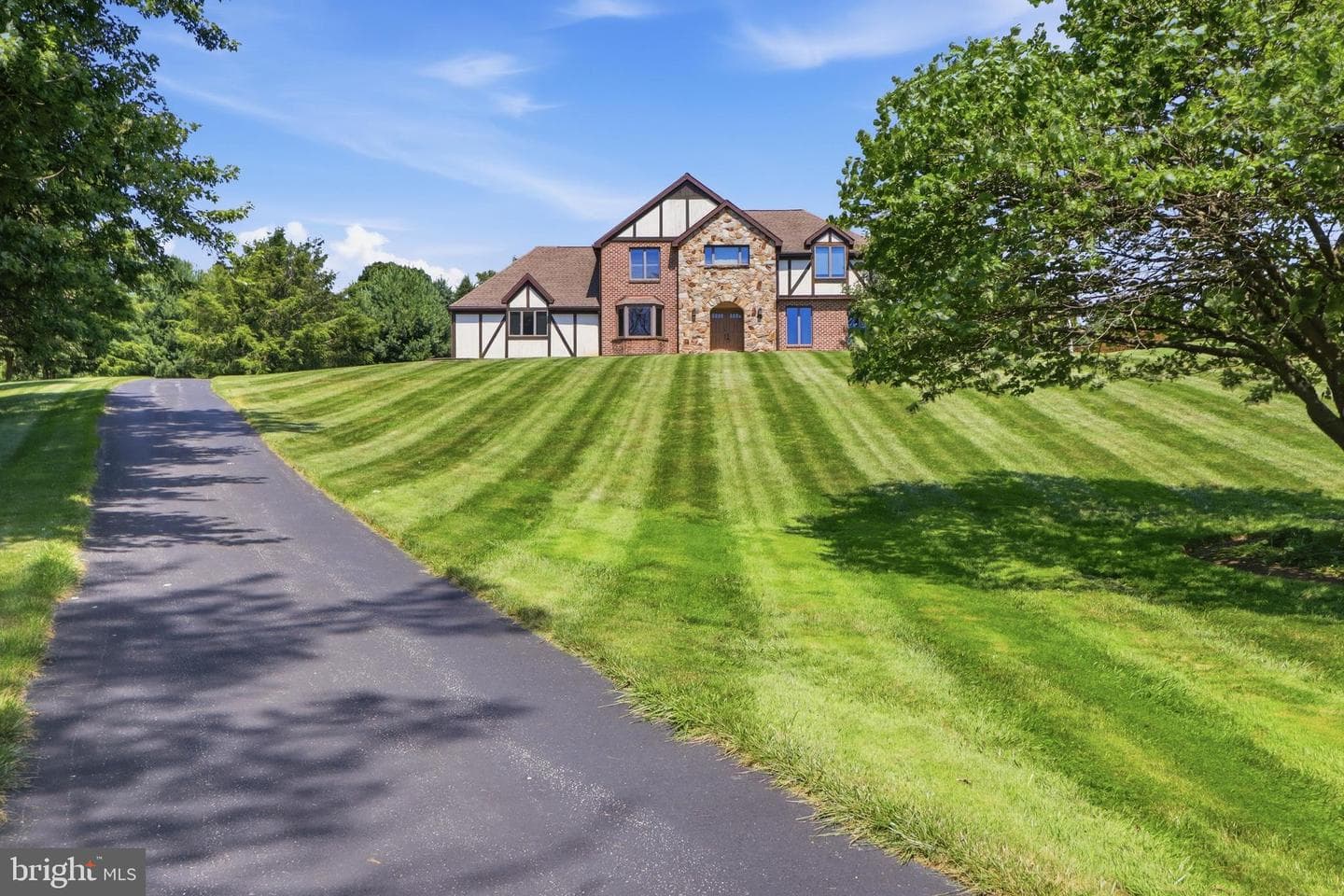 210 S Franklin Street photo 4