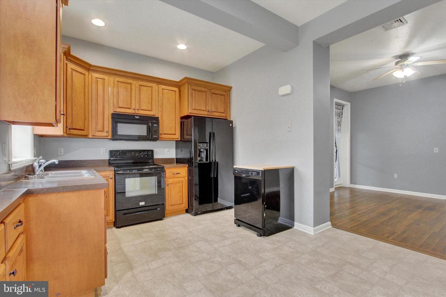232 N Franklin Street photo 15