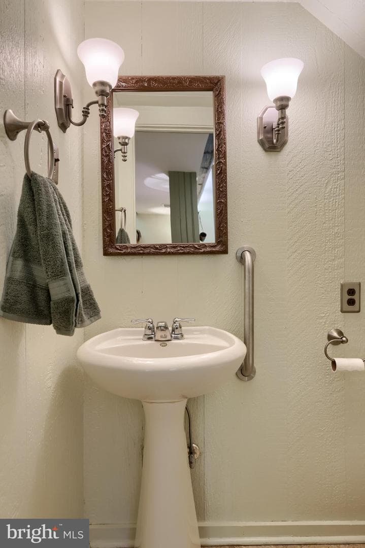 5680 Bull Road photo 27