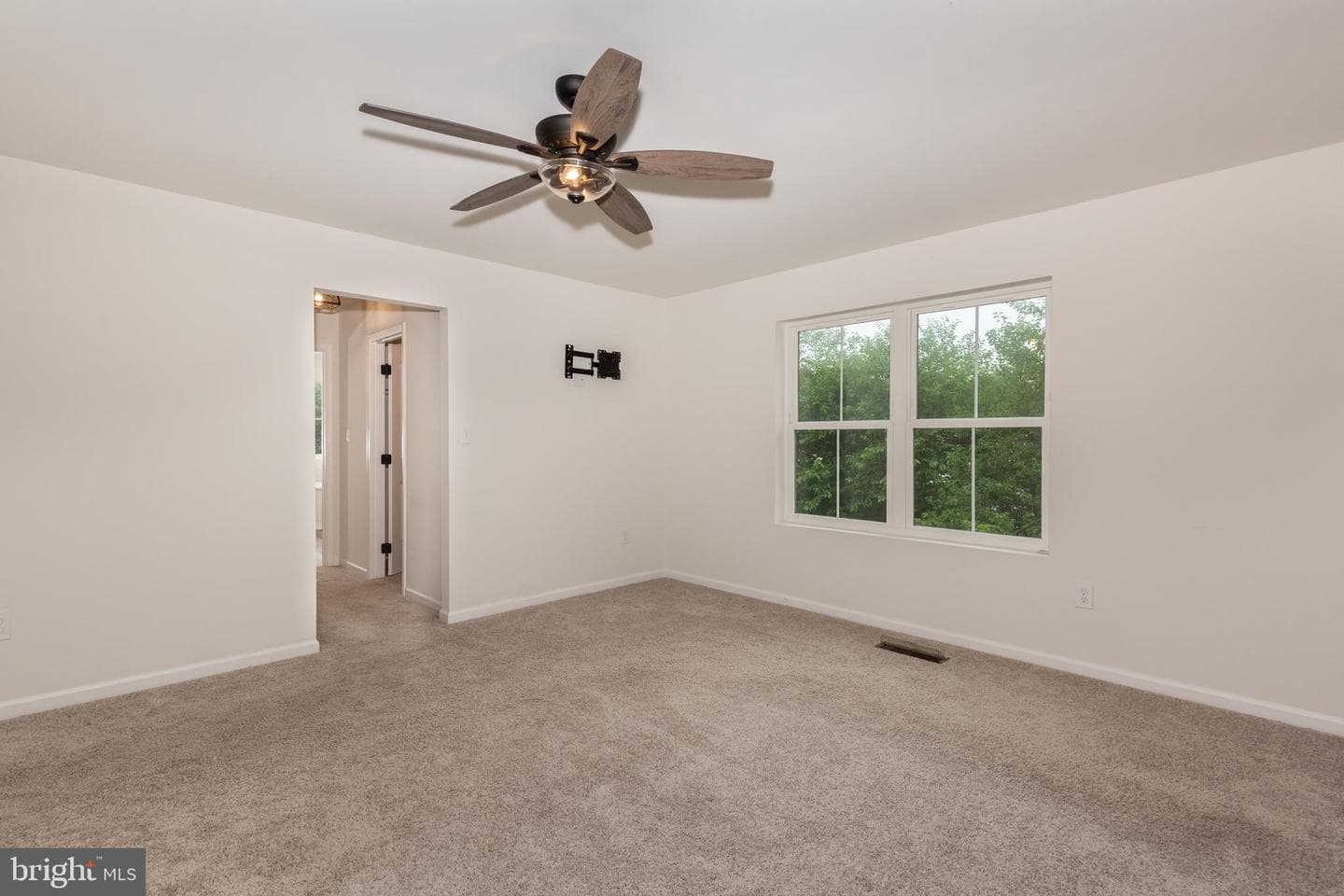 15 Cloverfield Street photo 26