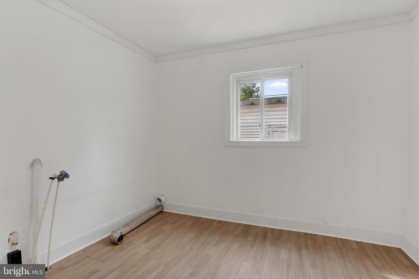 716 W Princess Street photo 10