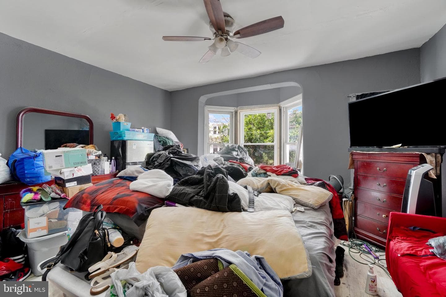 626 W Princess Street photo 12
