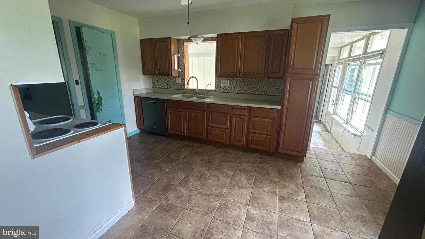 67 Carlisle Road photo 3