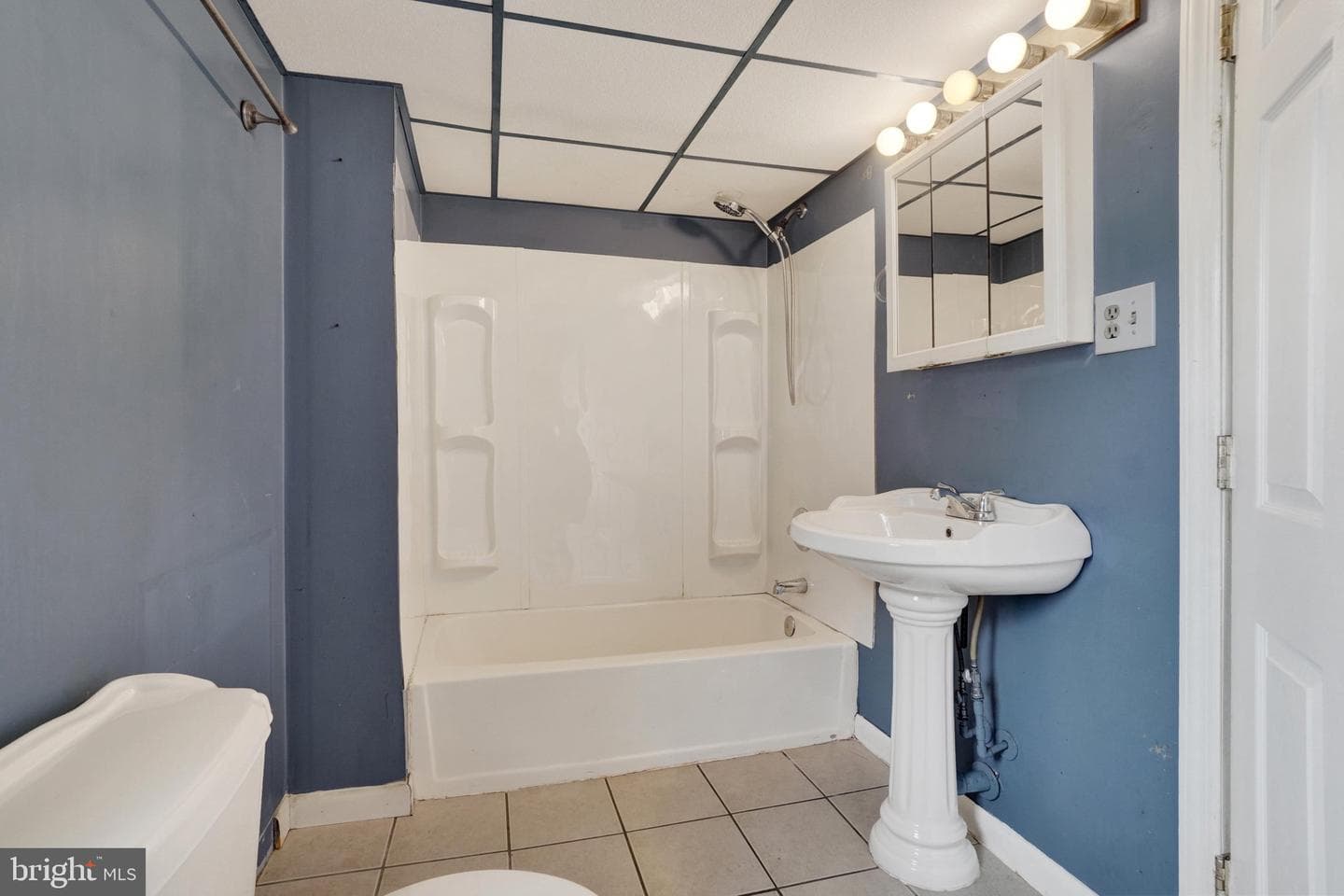32 Woodland Avenue photo 11