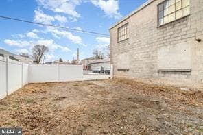 1880 W Market Street photo 41
