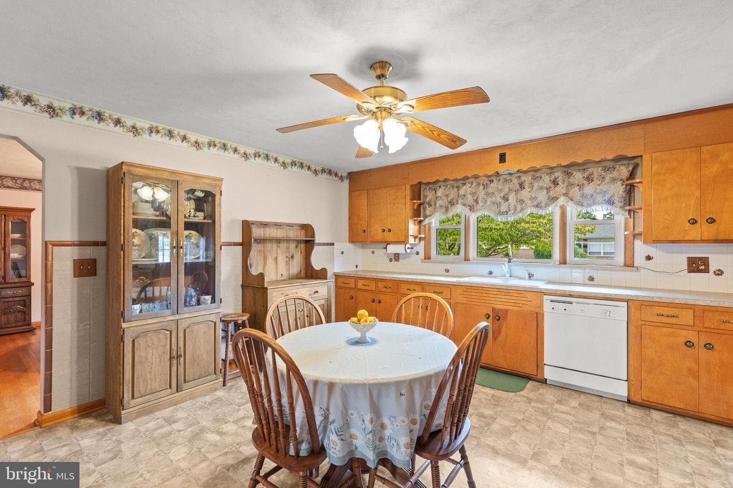 263 Mckinley Avenue photo 11