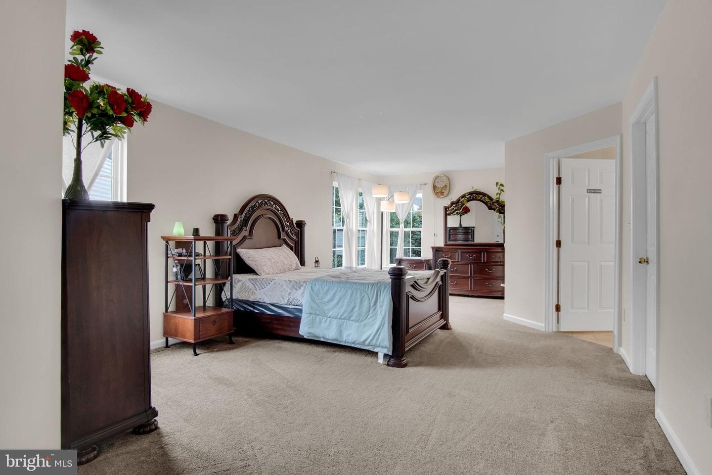 7485 Seneca Ridge Drive photo 20