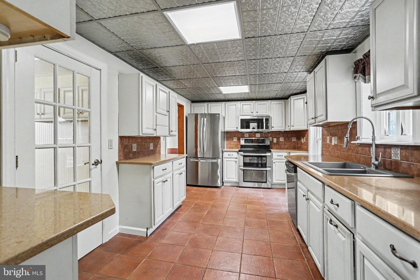 660 Mumper Lane photo 14