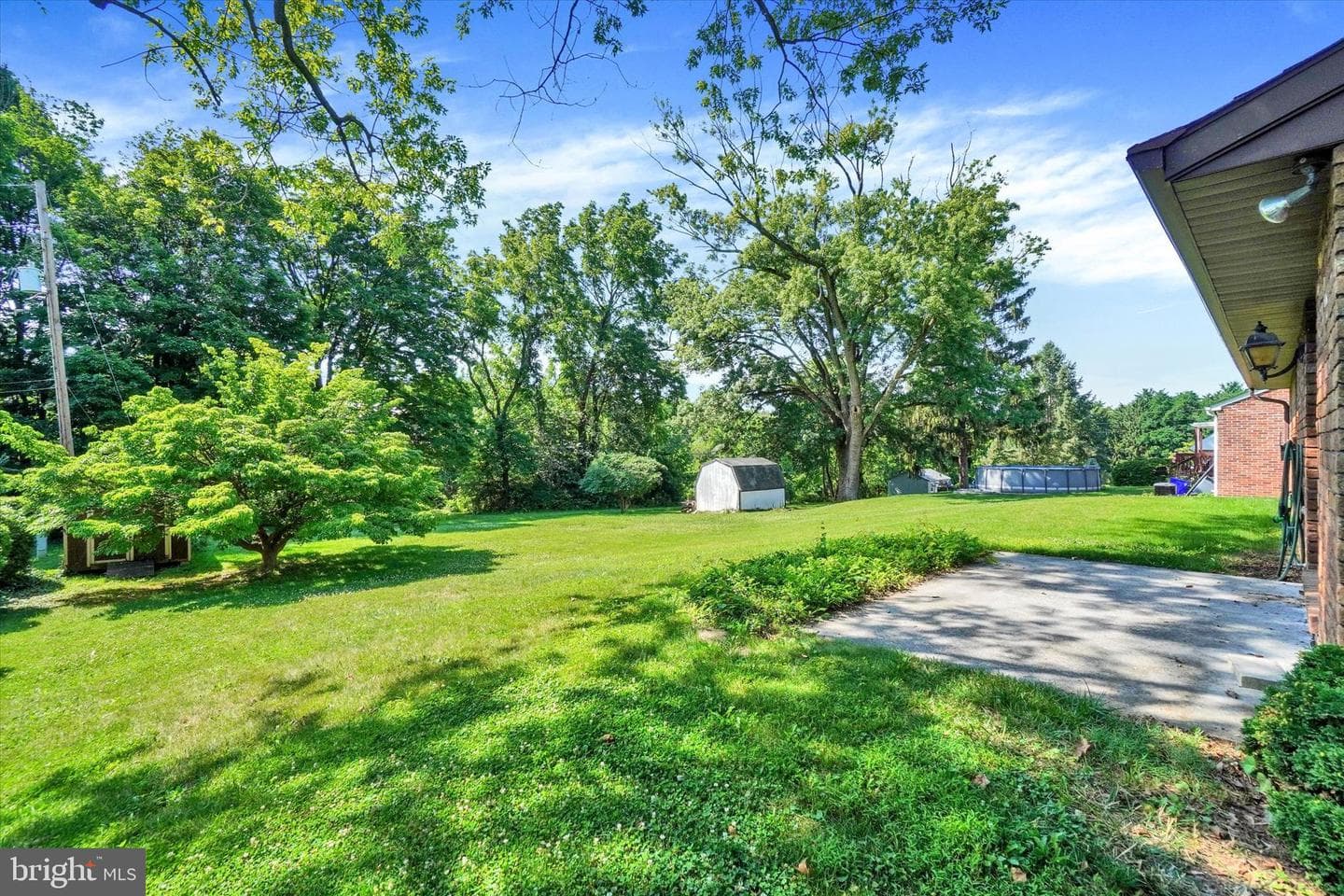 406 Beaumont Road photo 23
