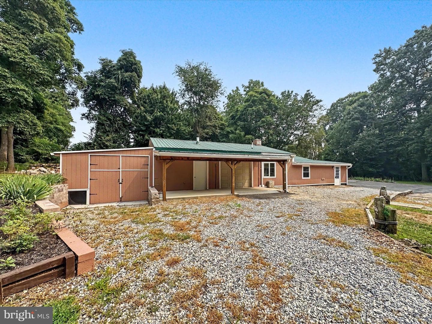 19717 Five Forks Road photo 32