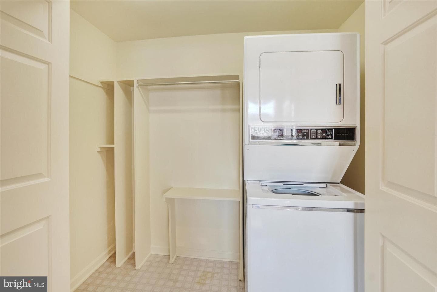 2032 Wyntre Brooke Drive photo 26