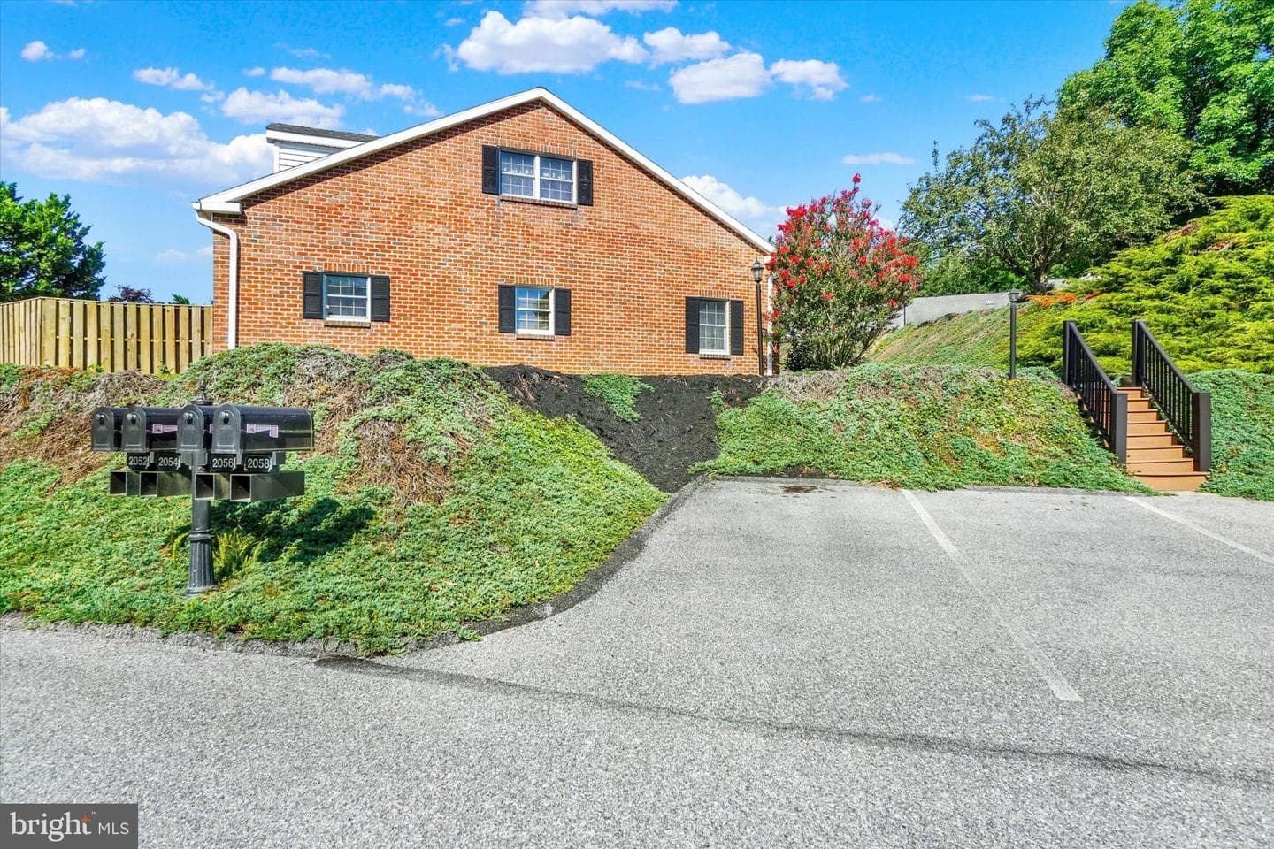 2032 Wyntre Brooke Drive photo 33