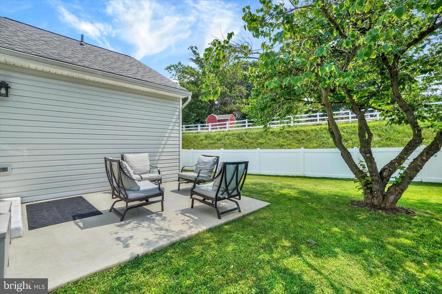 185 Biglar Court photo 23