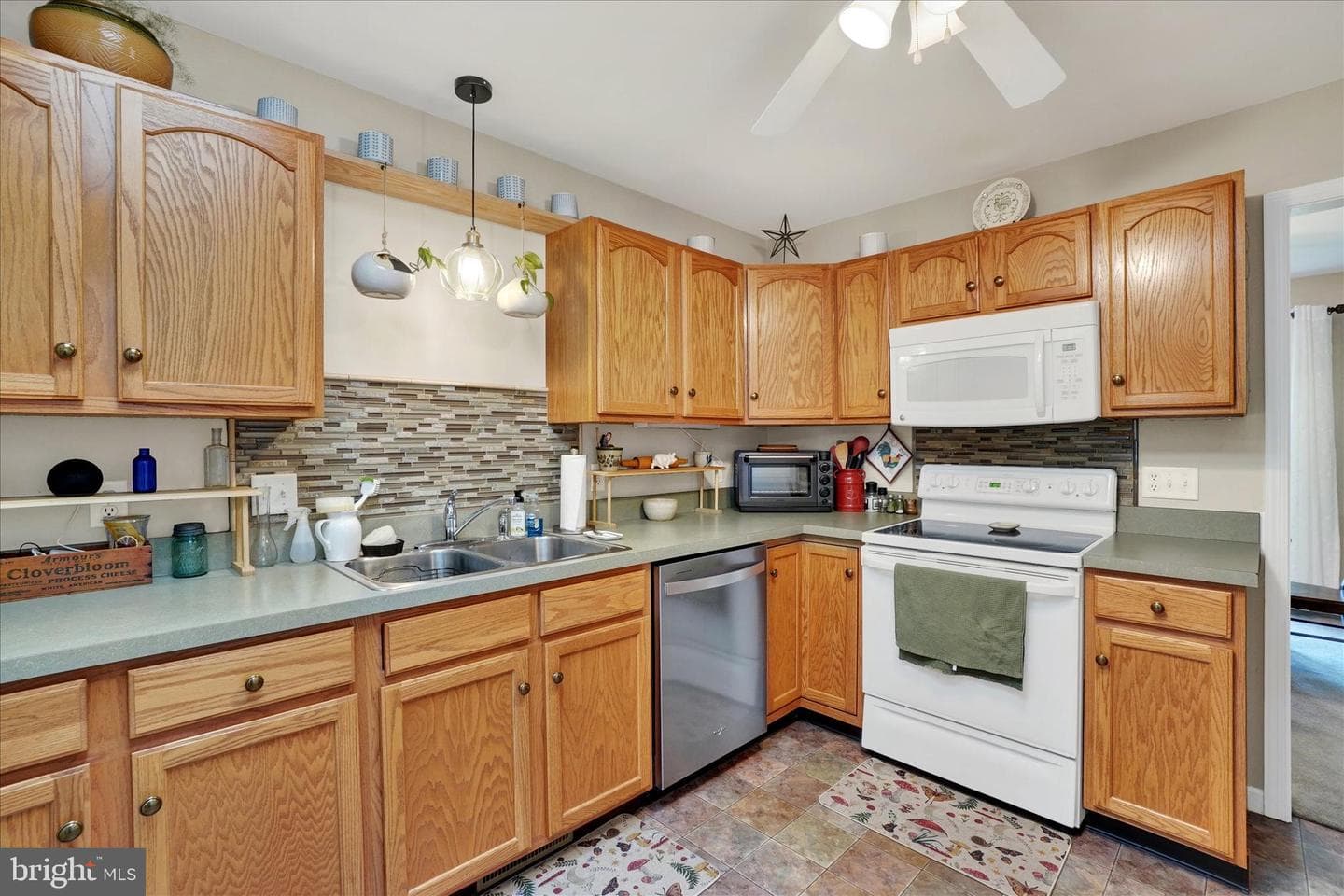 185 Biglar Court photo 7