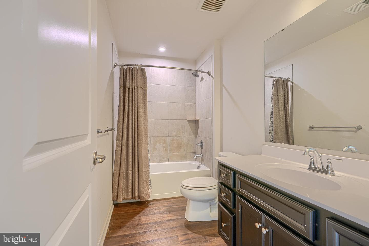 219 Chadsworth Way photo 50