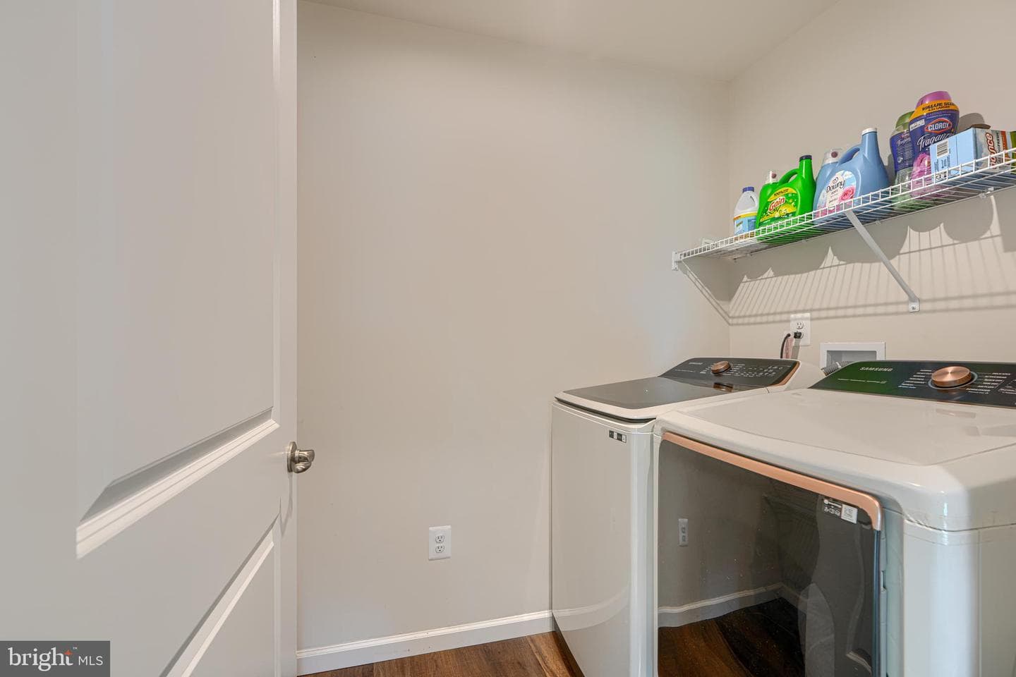 219 Chadsworth Way photo 53