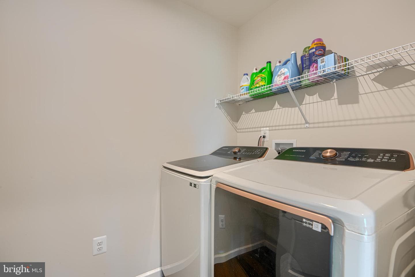219 Chadsworth Way photo 54