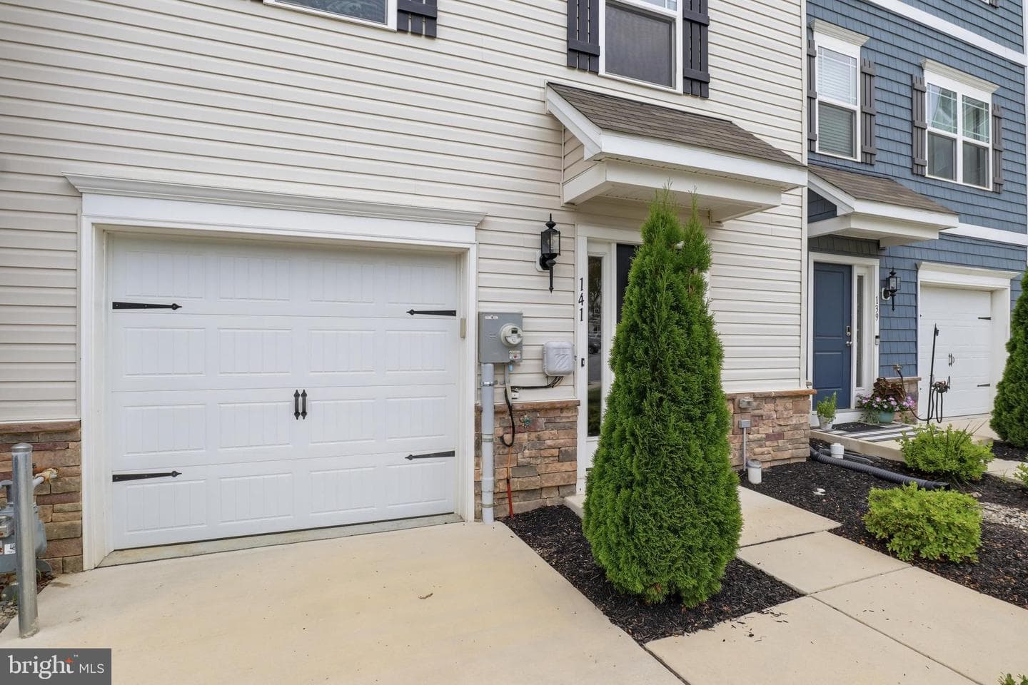 141 Sussex Place photo 7