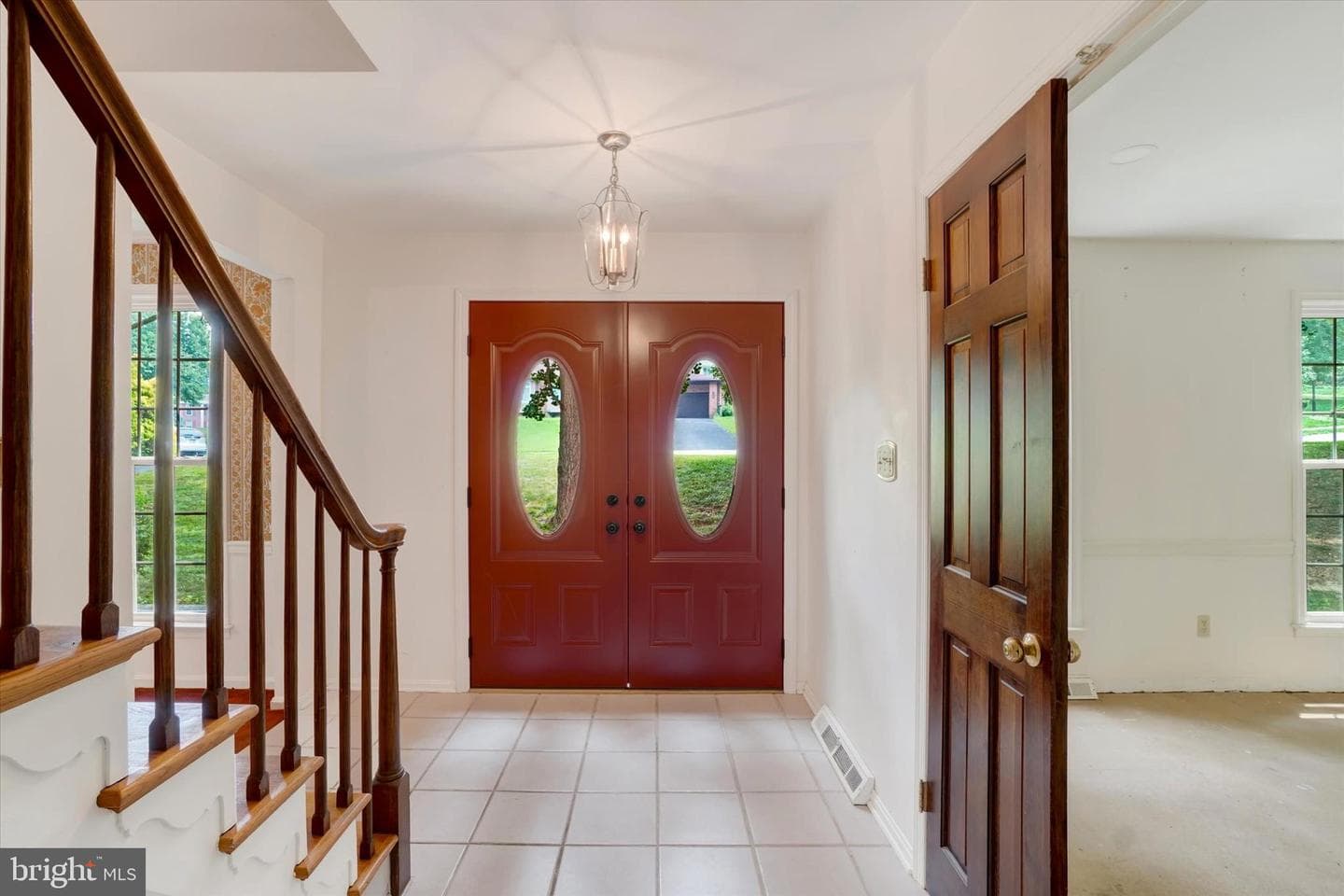 3706 Silverwood Drive photo 6