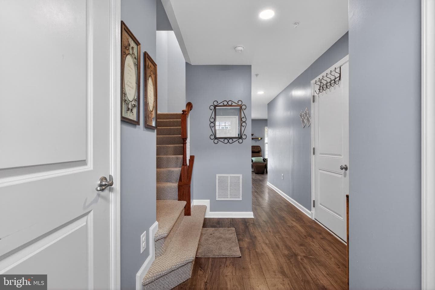 37 S Center Street, Hanover
