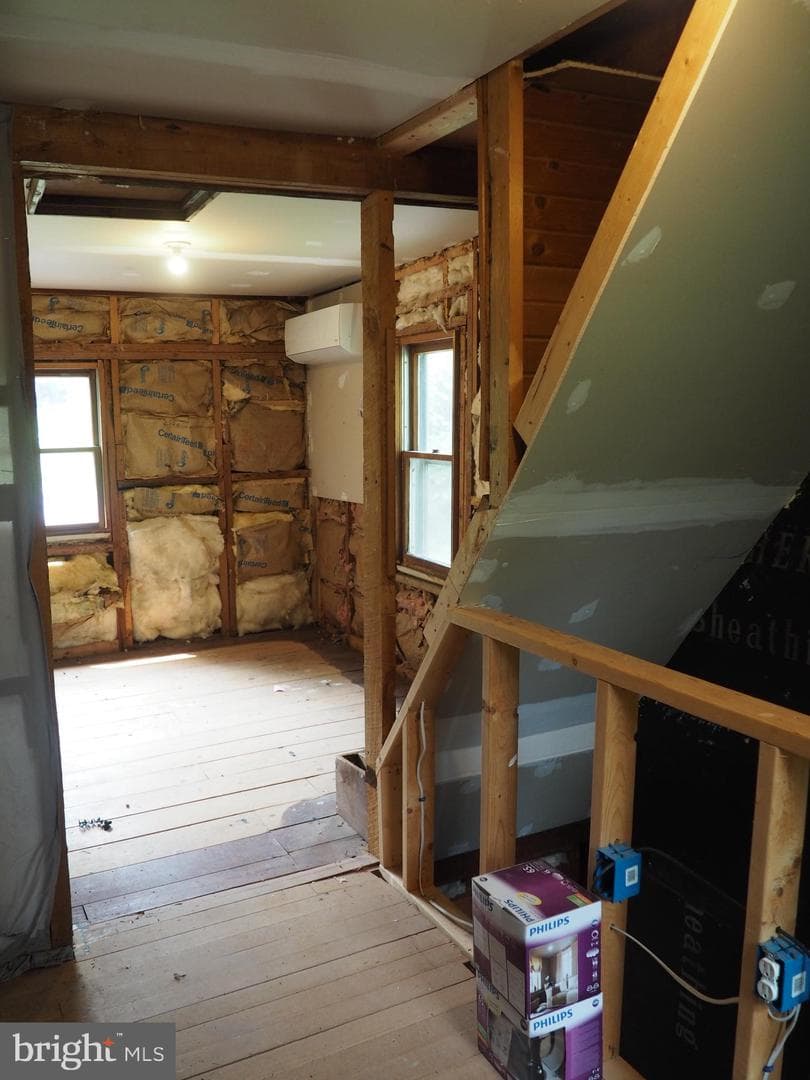 606 S Mountain Road photo 23