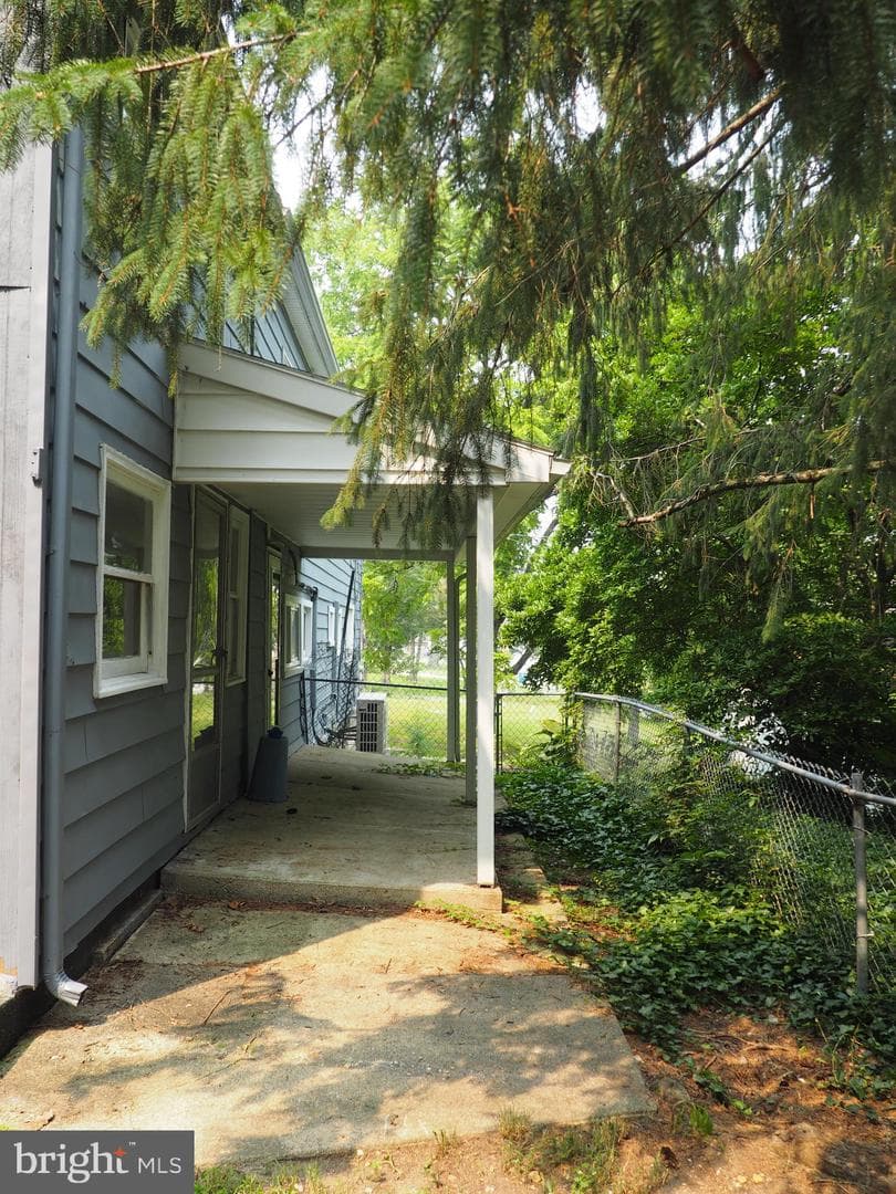 606 S Mountain Road photo 25
