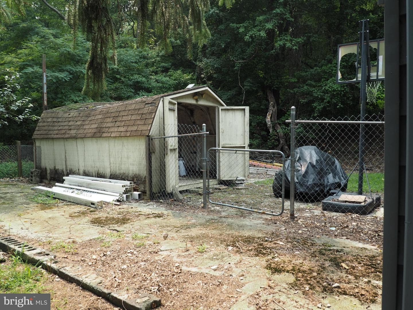 606 S Mountain Road photo 27