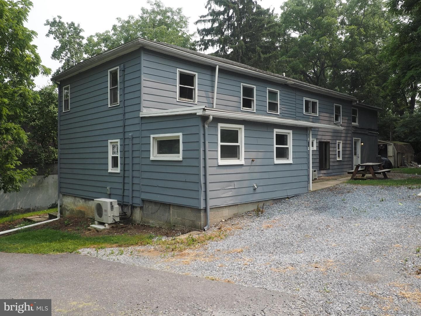 606 S Mountain Road photo 3