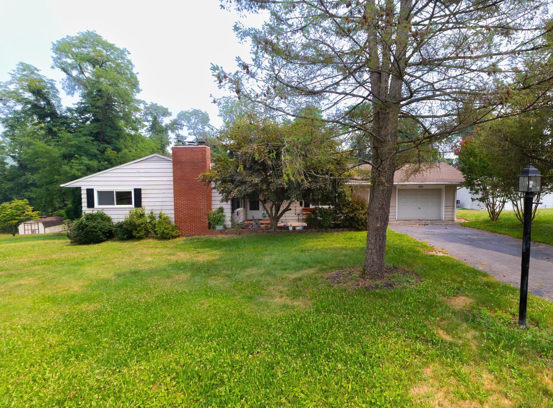 490 Pine Ridge Circle, Lewisberry