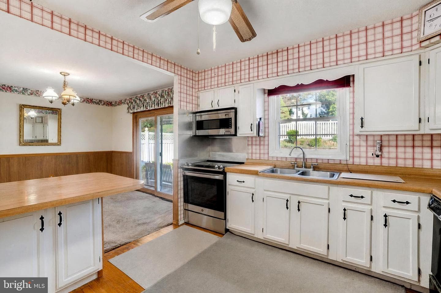 127 Strassburg Circle photo 10