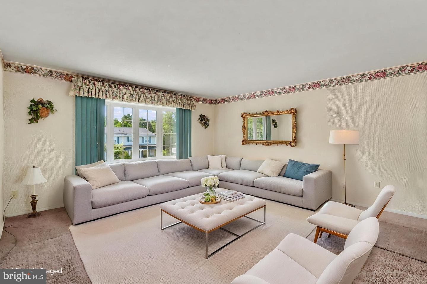 127 Strassburg Circle photo 4