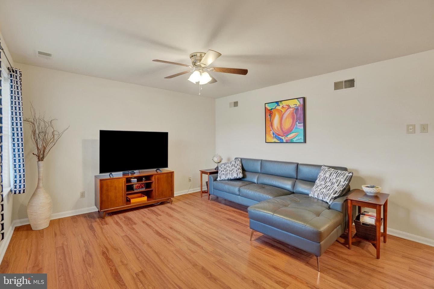 2053 Village Circle E photo 5